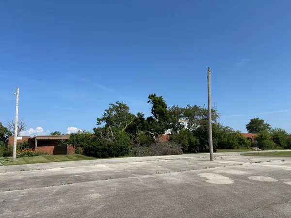 $275,000 | 1240 North Market Street, Paxton, IL 60957