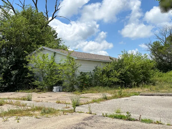 $275,000 | 1240 North Market Street, Paxton, IL 60957