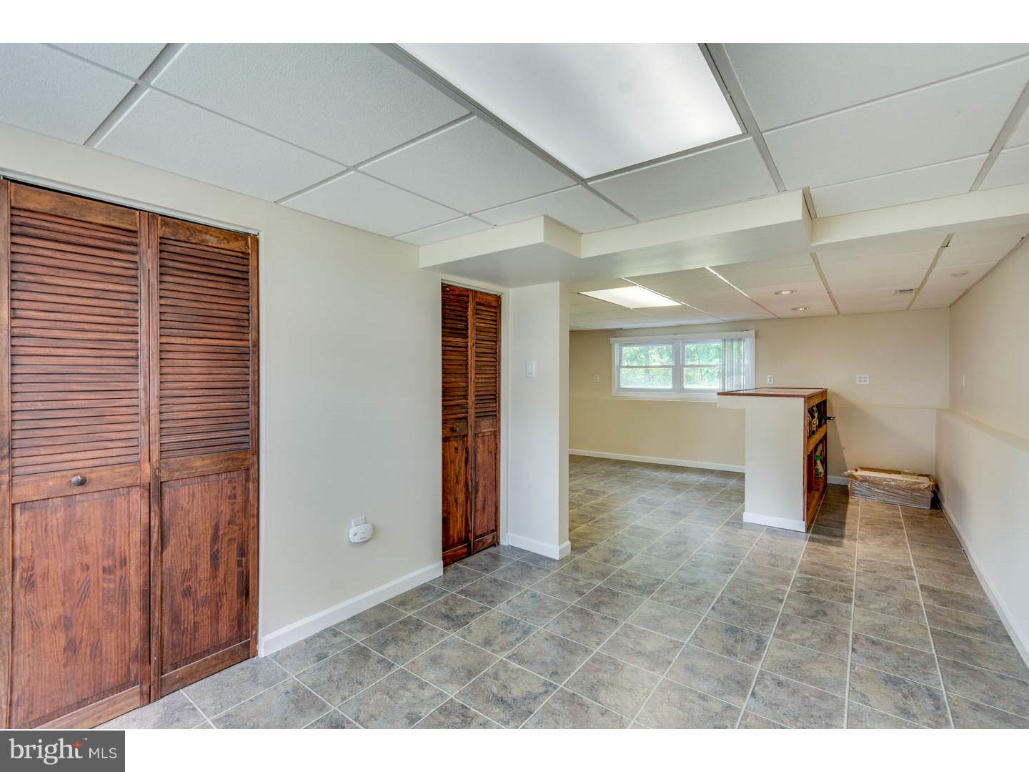 924 Bentley Road Lindenwold, NJ 08021 - Photo 15 of 19