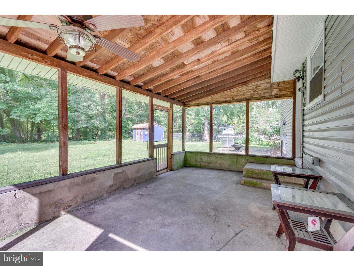 924 Bentley Road Lindenwold, NJ 08021 - Photo 17 of 19