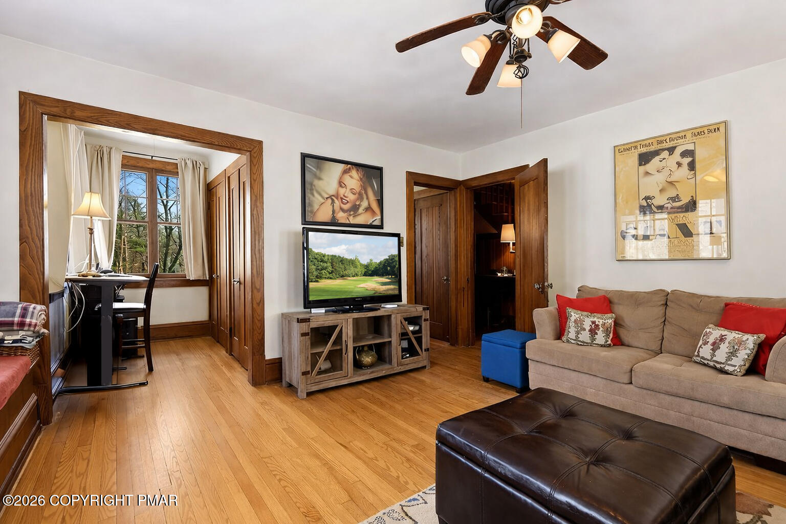 204 Lake Road Swiftwater, PA 18370 - Photo 19 of 76 Family Room