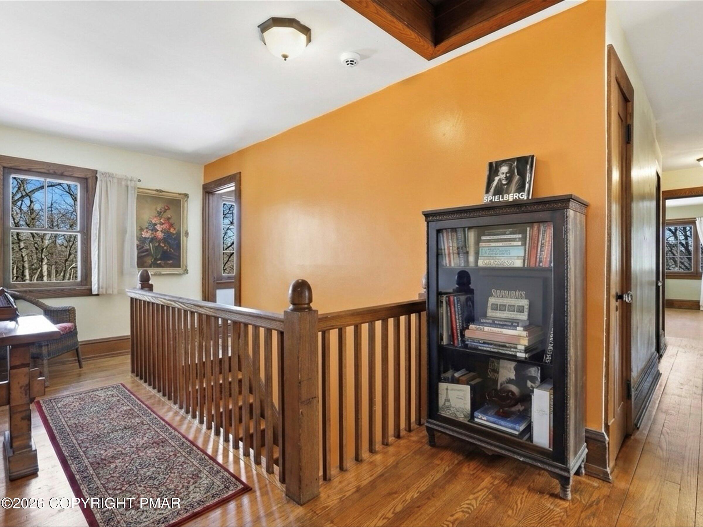 204 Lake Road Swiftwater, PA 18370 - Photo 30 of 76 Hallway