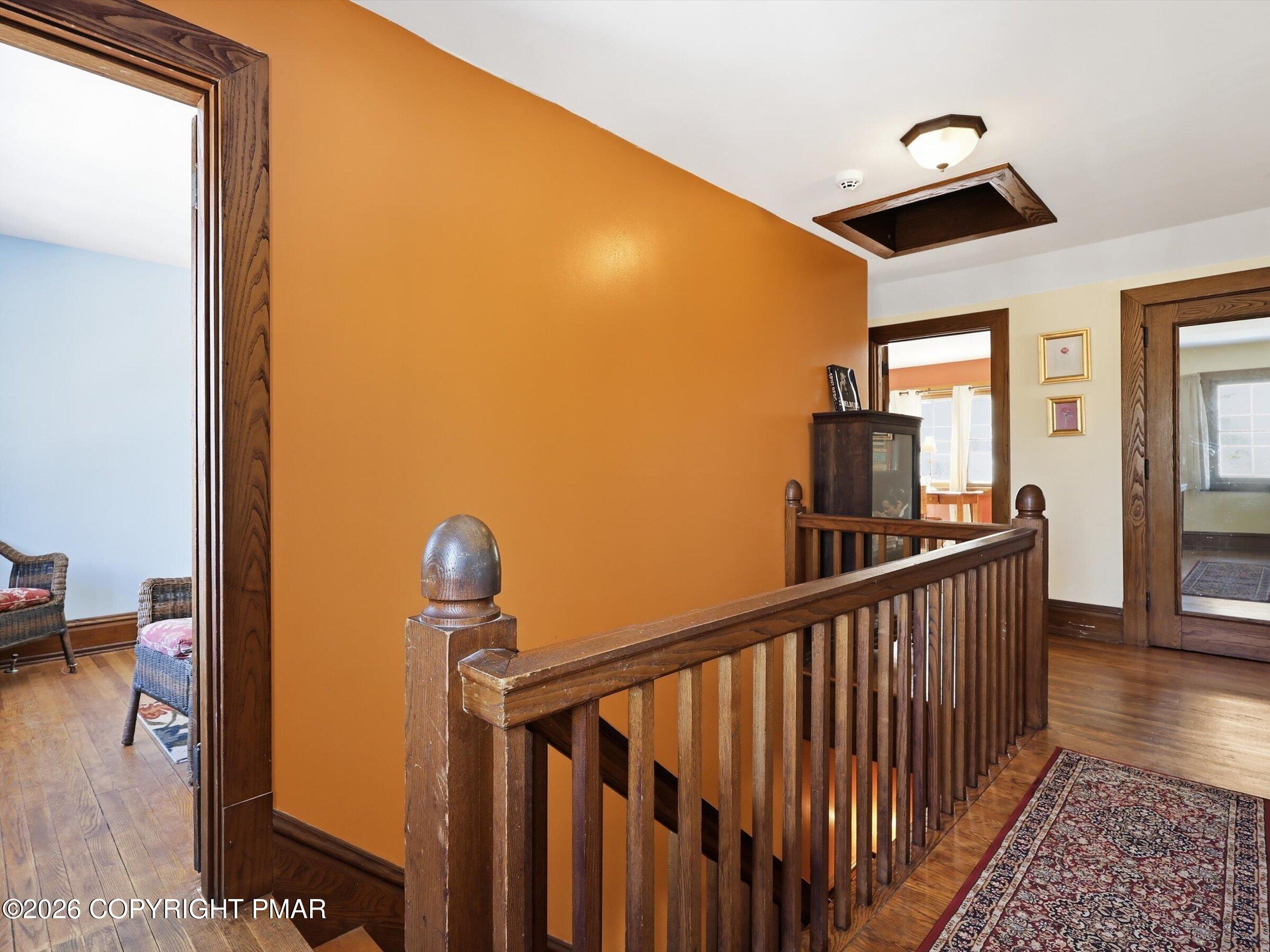 204 Lake Road Swiftwater, PA 18370 - Photo 50 of 76 Hallway (2)