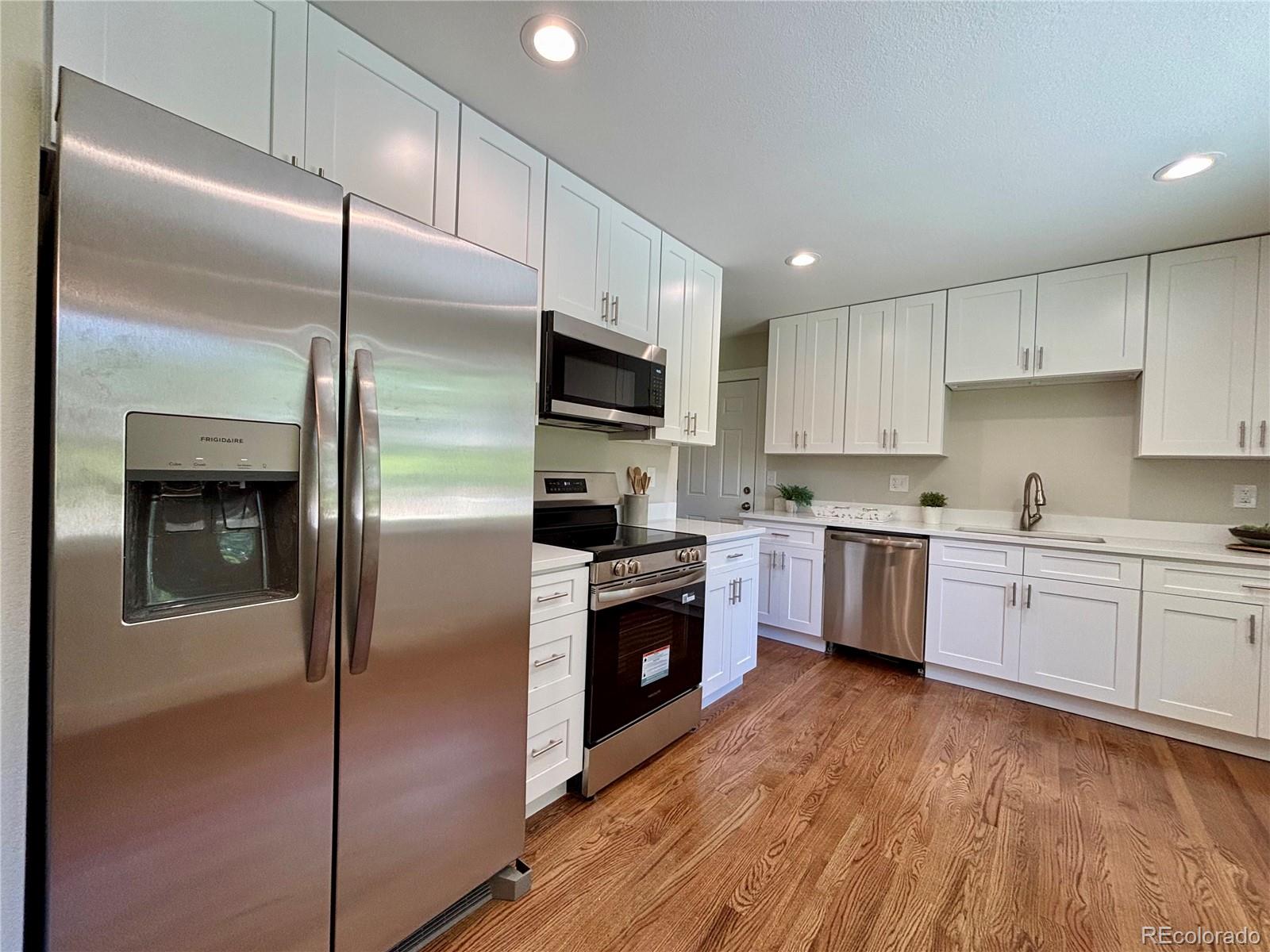 3412 South Patton Way Denver, CO 80236 - Photo 11 of 26