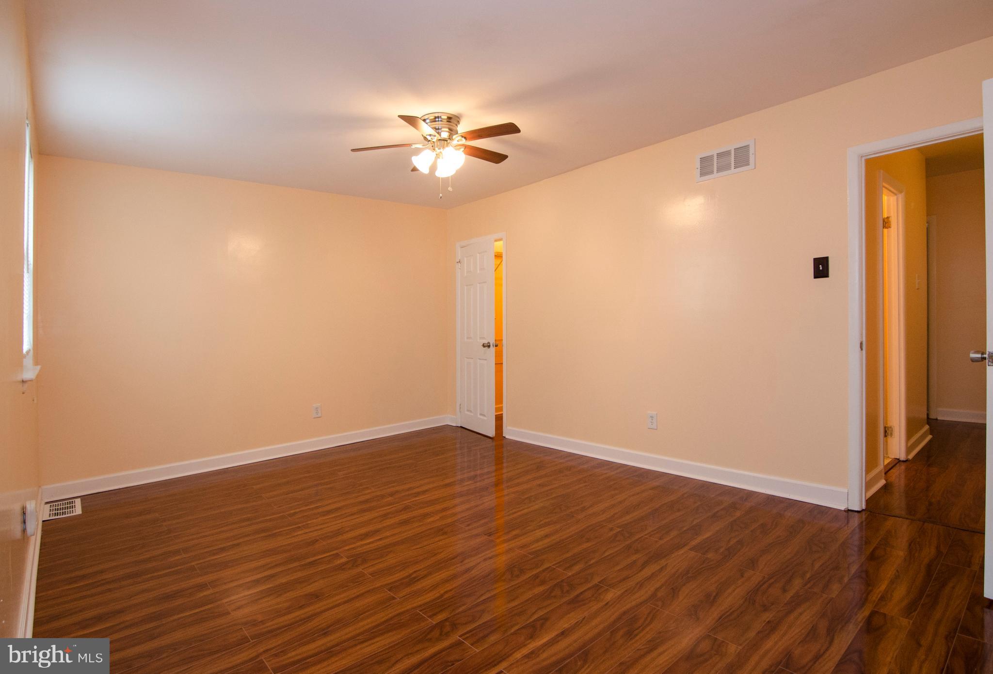 13026 Townsend Road, Unit B6 Philadelphia, PA 19154 - Photo 15 of 32