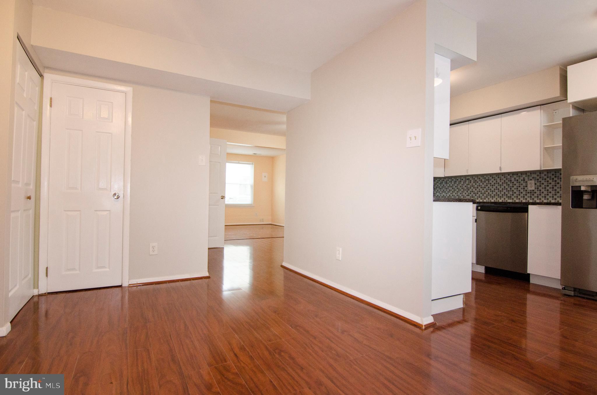 13026 Townsend Road, Unit B6 Philadelphia, PA 19154 - Photo 5 of 32