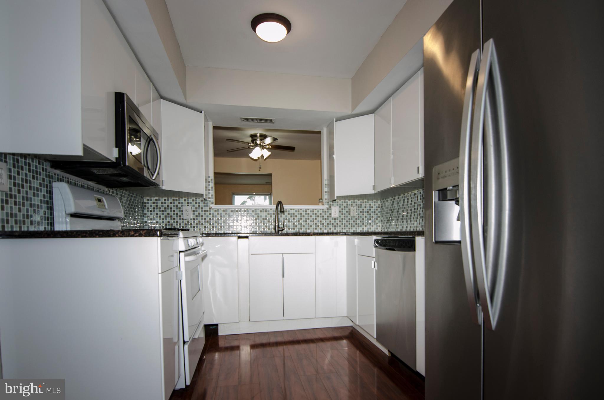 13026 Townsend Road, Unit B6 Philadelphia, PA 19154 - Photo 6 of 32