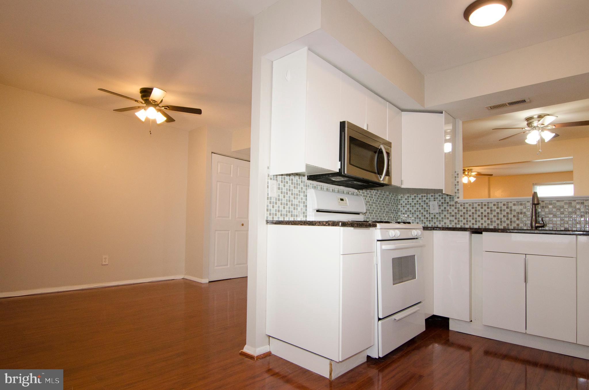 13026 Townsend Road, Unit B6 Philadelphia, PA 19154 - Photo 9 of 32
