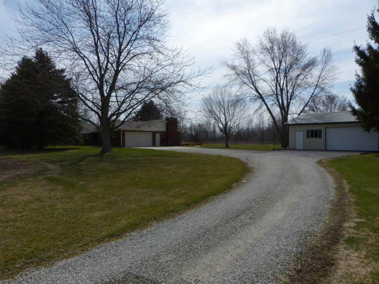 24320 Riley Road North Liberty, IN 46554 - Photo 4 of 36