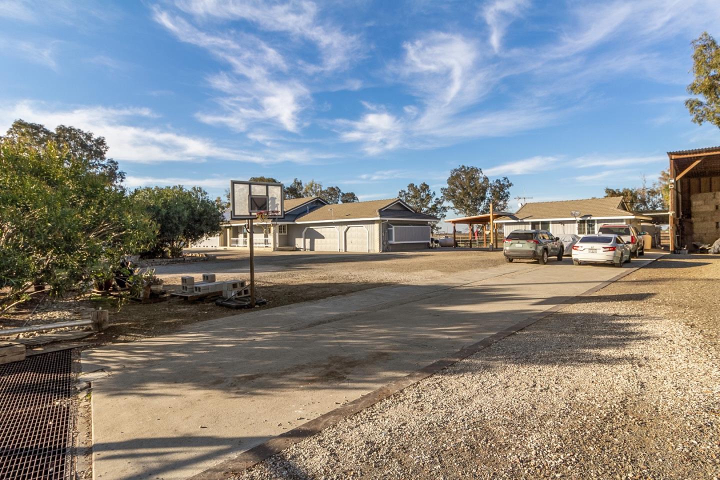 16333 Bethany Road Tracy, CA 95304 - Photo 2 of 44 Gallery Image 2