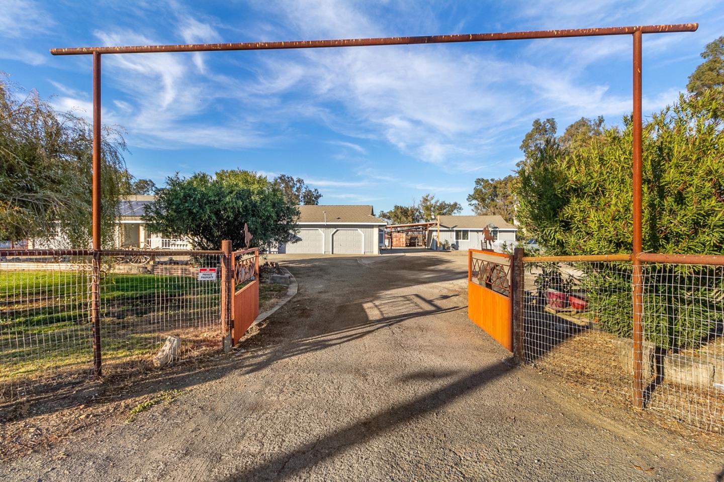 16333 Bethany Road Tracy, CA 95304 - Photo 4 of 44 Gallery Image 4