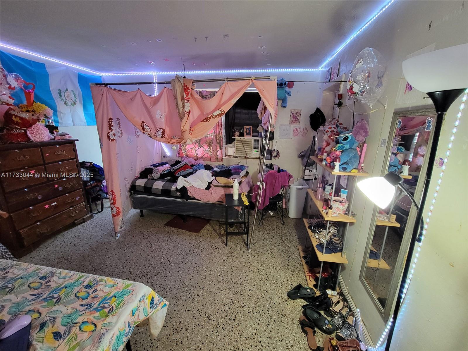 516 Southwest 9th Avenue Homestead, FL 33030 - Photo 7 of 16 Unit 1