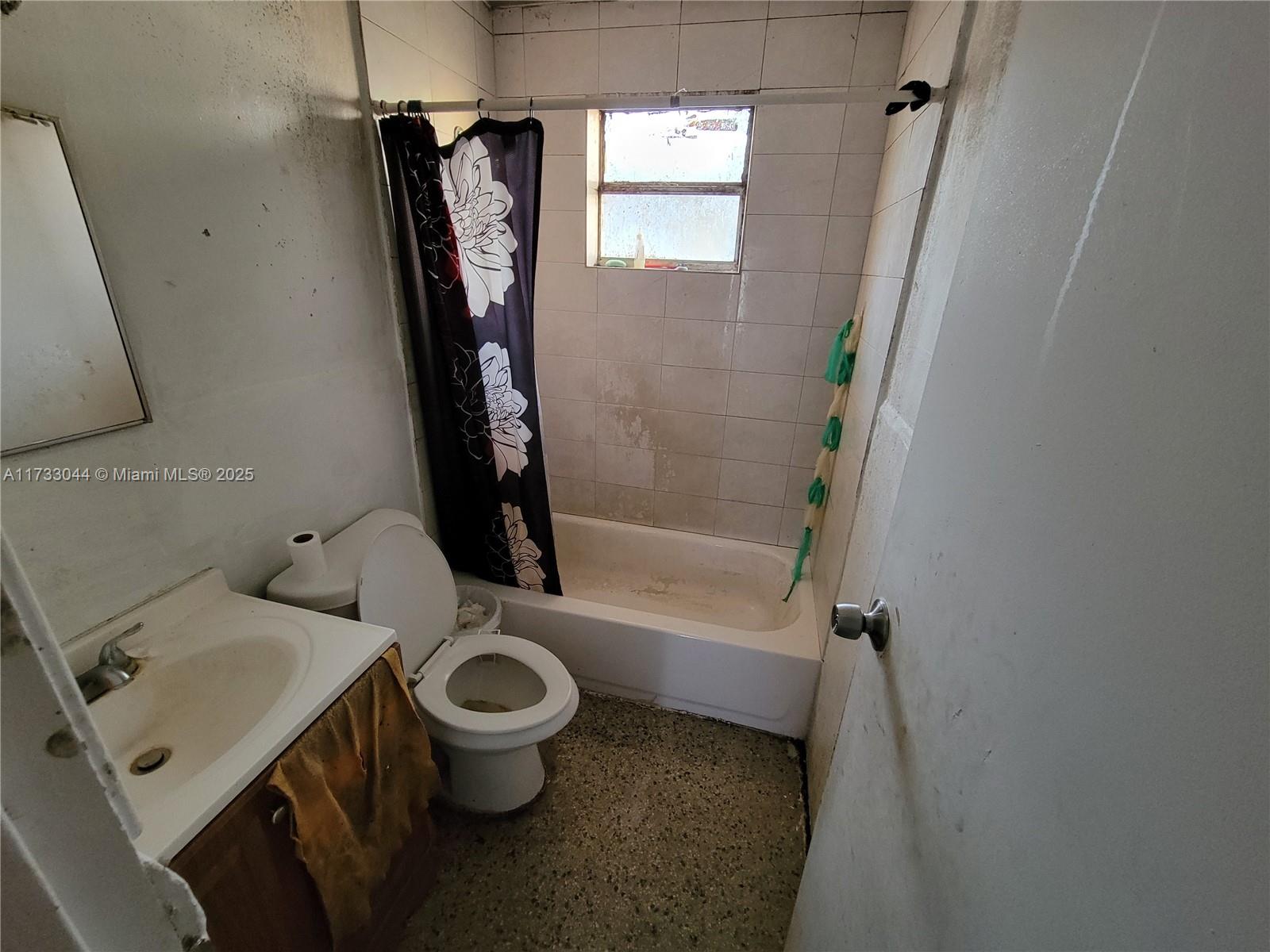 516 Southwest 9th Avenue Homestead, FL 33030 - Photo 9 of 16 Unit 1