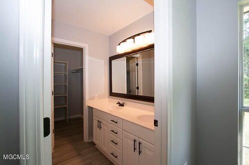 7600 Tapp Road Ocean Springs, MS 39564 - Photo 35 of 47 Master Bath