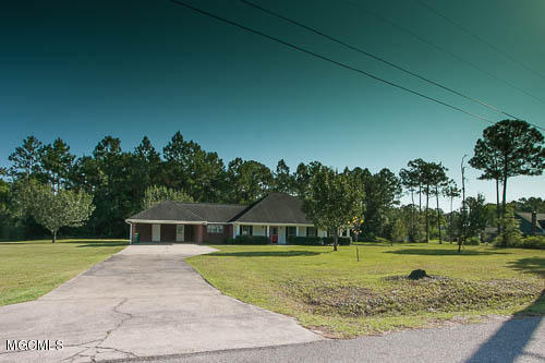7600 Tapp Road Ocean Springs, MS 39564 - Photo 5 of 47 Exterior/Yard
