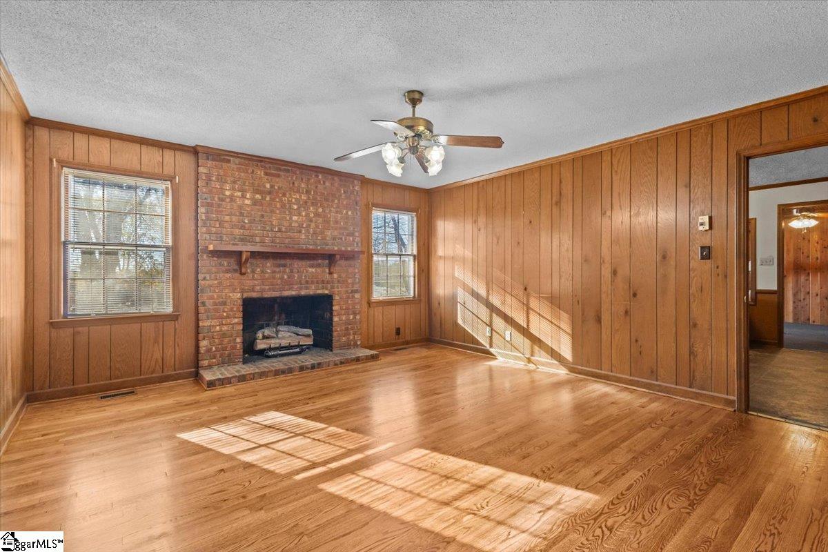 130 Brookfield Road Roebuck, SC 29376 - Photo 3 of 20 Gallery Image 3
