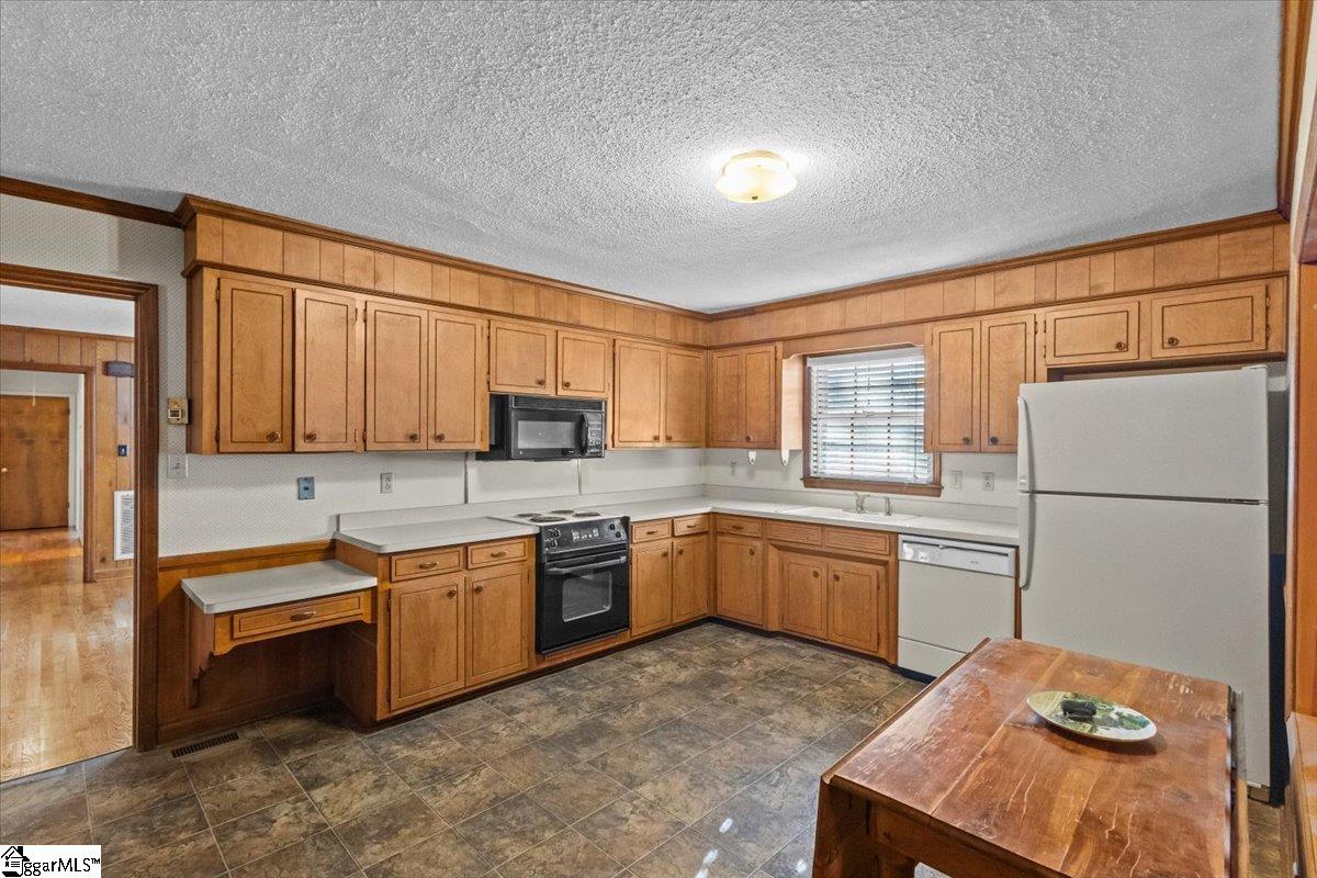 130 Brookfield Road Roebuck, SC 29376 - Photo 6 of 20 Gallery Image 6