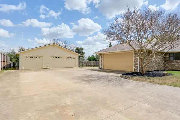 $575,000 | 6408 Hilltop Trail, Sachse, TX 75048