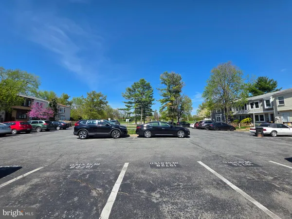 $2,550 | 19728 Wootton Avenue, Poolesville, MD 20837