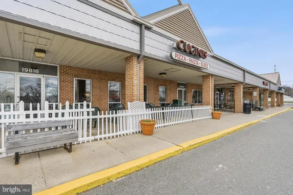 $2,550 | 19728 Wootton Avenue, Poolesville, MD 20837