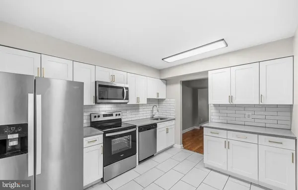 $2,550 | 19728 Wootton Avenue, Poolesville, MD 20837