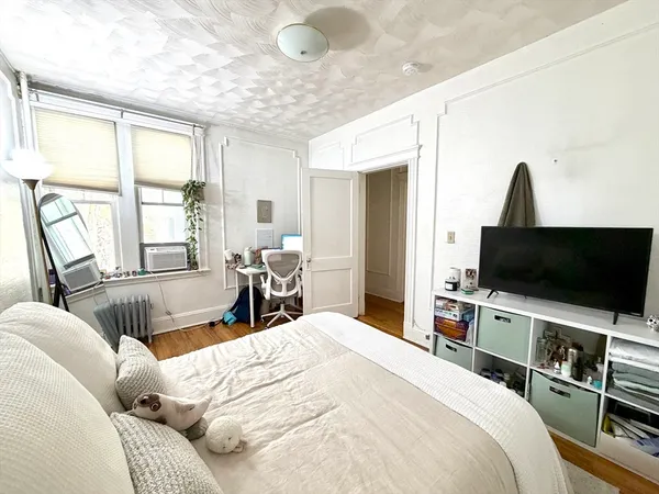 $4,600 | 7 Devotion Street, Unit 1, Brookline, MA 02446