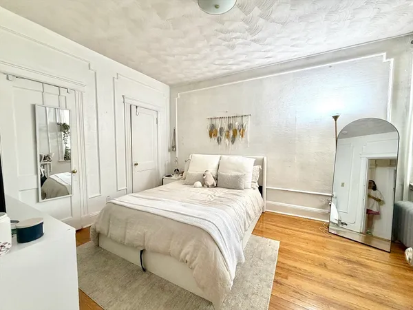 $4,600 | 7 Devotion Street, Unit 1, Brookline, MA 02446