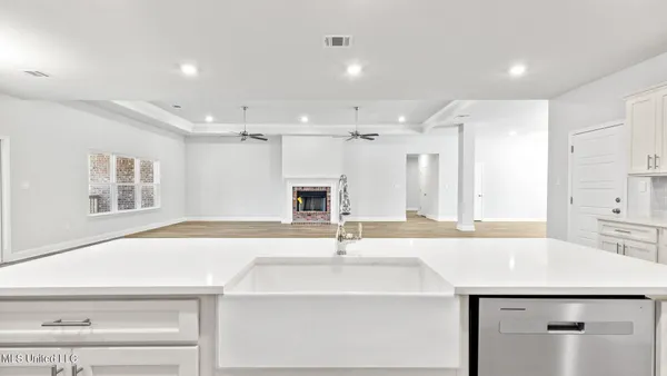 $530,900 | 6629 Palm Pointe Drive, Ocean Springs, MS 39564