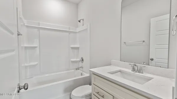 $530,900 | 6629 Palm Pointe Drive, Ocean Springs, MS 39564