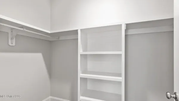 $530,900 | 6629 Palm Pointe Drive, Ocean Springs, MS 39564