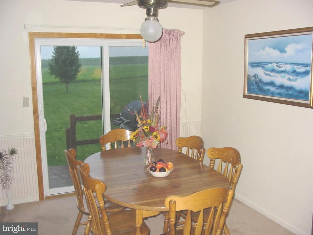 530 Pine Hill Road Lititz, PA 17543 - Photo 3 of 6