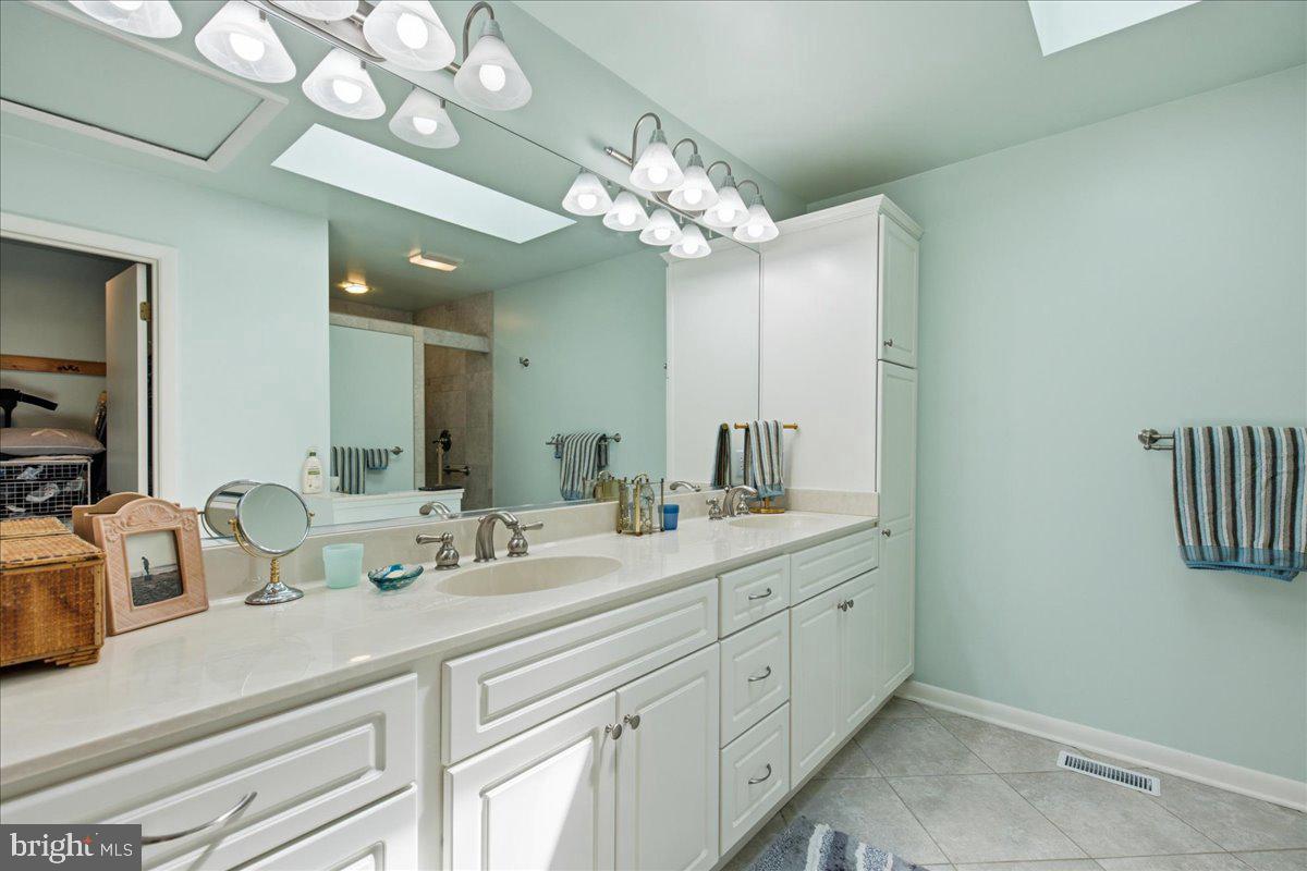 2400 Vern Road Port Republic, MD 20676 - Photo 45 of 83 main level primary