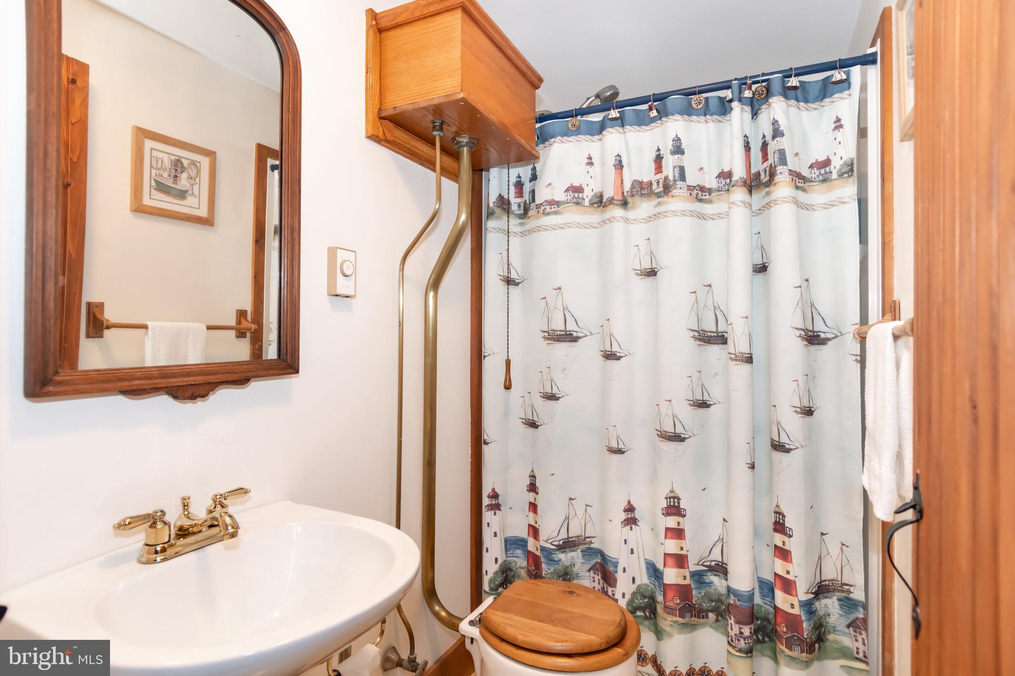 23015 Bay Shore Road Chestertown, MD 21620 - Photo 17 of 35 Upstairs Bath