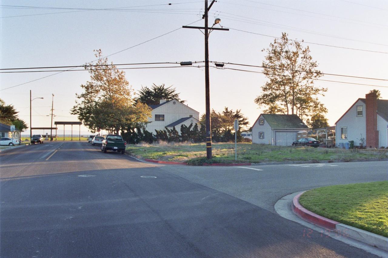 6807 Sabado Tarde Road Isla Vista, CA 93117 - Photo 4 of 5 corner