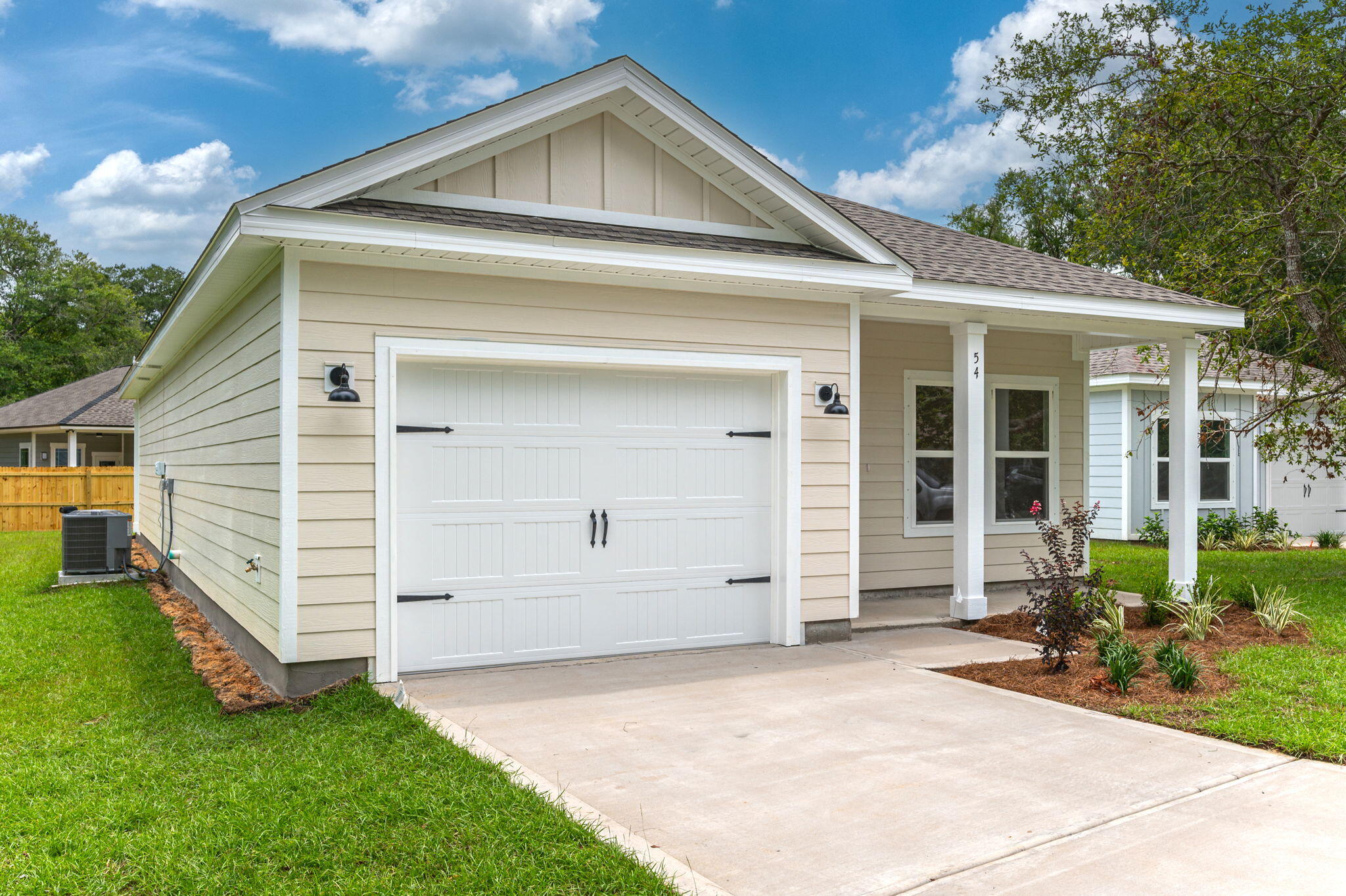 140 Caswell Branch Road Freeport, FL 32439 - Photo 3 of 29 3-web-or-mls-54 Jessica Court Exterior-3