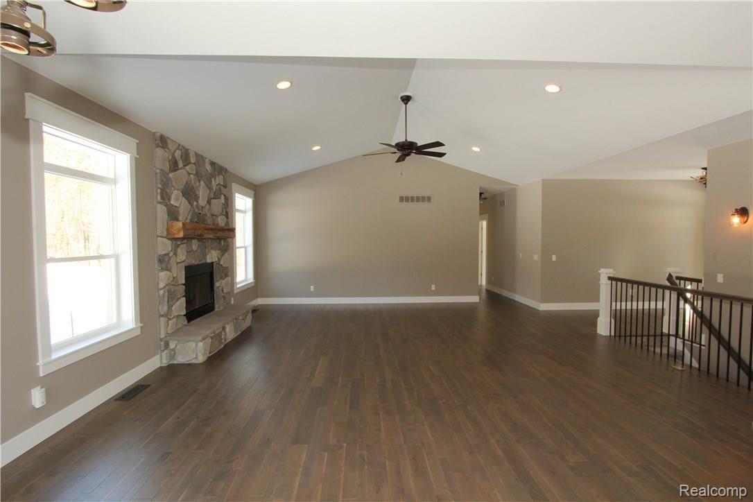 9155 Denton Hill Road Fenton, MI 48430 - Photo 12 of 31 9155 Denton Hill.11