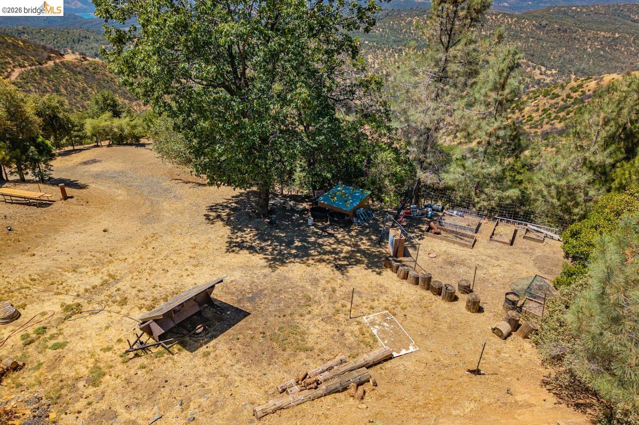 8262 Jackass Ridge Road Coulterville, CA 95311 - Photo 32 of 45 Gallery Image 32