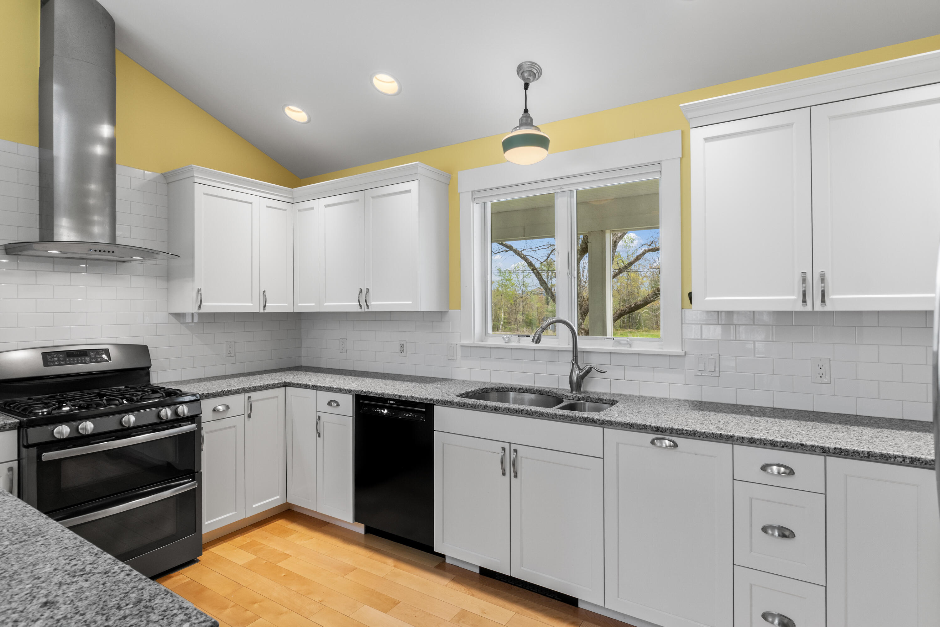 246 Coombs Road Brunswick, ME 04011 - Photo 14 of 103 Kitchen