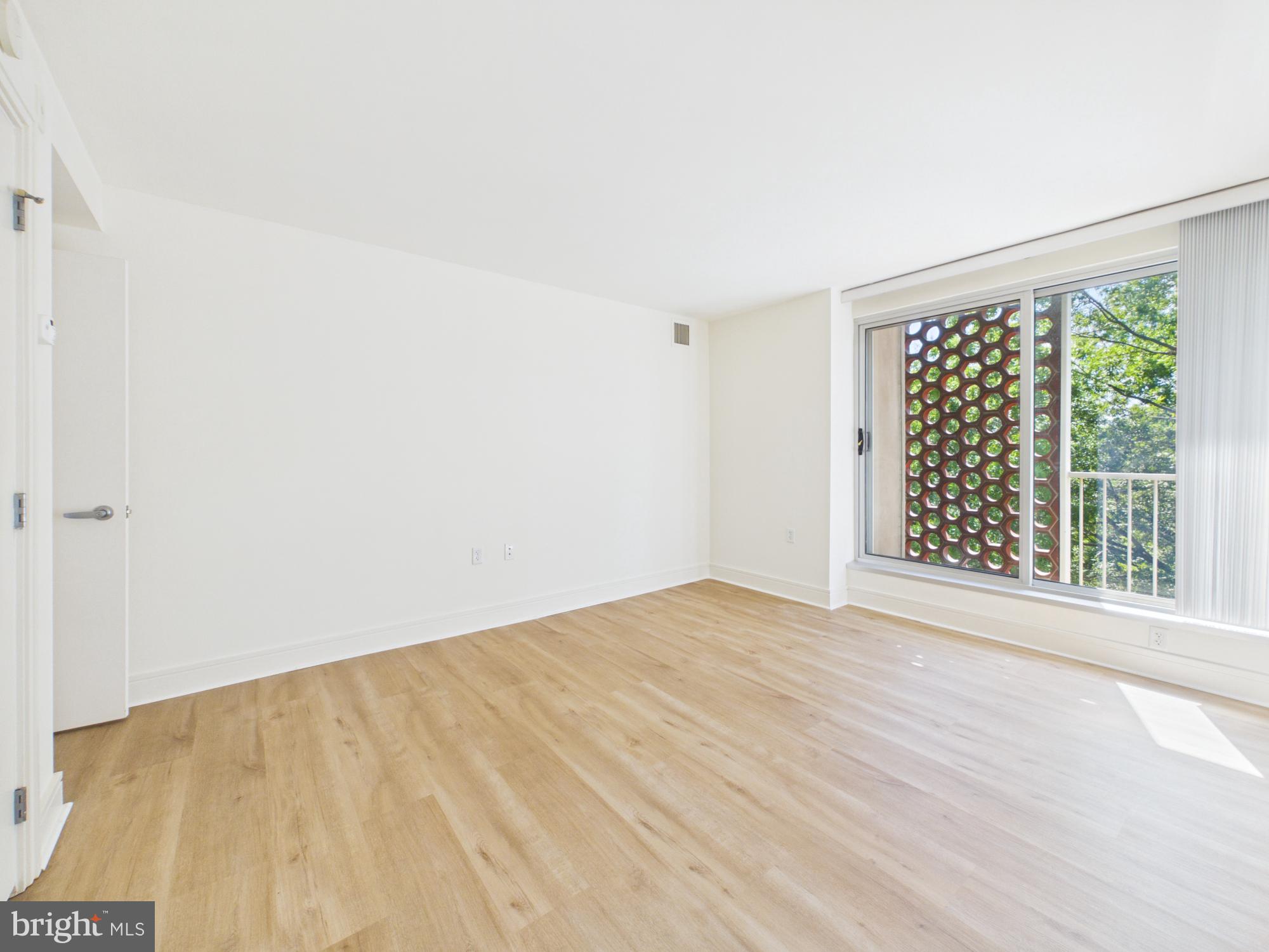 800 4th Street Southwest, Unit N701 Washington, DC 20024 - Photo 3 of 47