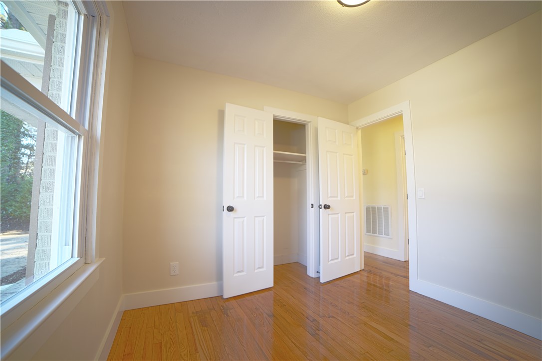 218 Thomas Heights Circle Seneca, SC 29678 - Photo 23 of 27 Bedroom 3