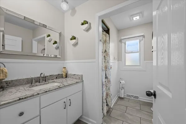 $417,000 | 1302 Cary Road, Algonquin, IL 60102