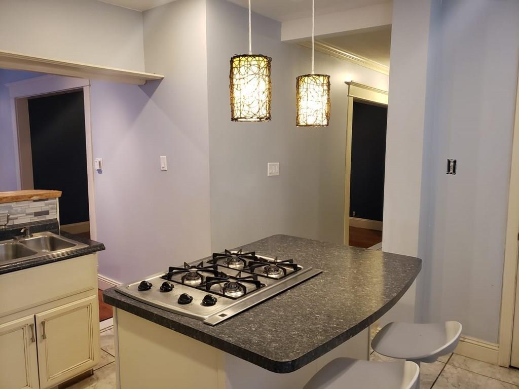 191 Albemarle Street Springfield, MA 01109 - Photo 6 of 39 Gallery Image 6