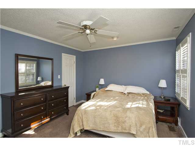 3962 Haithcock Road Raleigh, NC 27604 - Photo 13 of 22