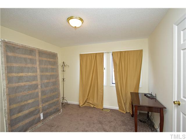3962 Haithcock Road Raleigh, NC 27604 - Photo 14 of 22