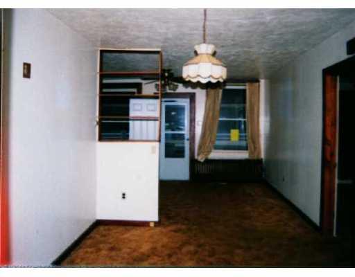 421 Jacks Run Road Pittsburgh, PA 15202 - Photo 2 of 6 Living Room.