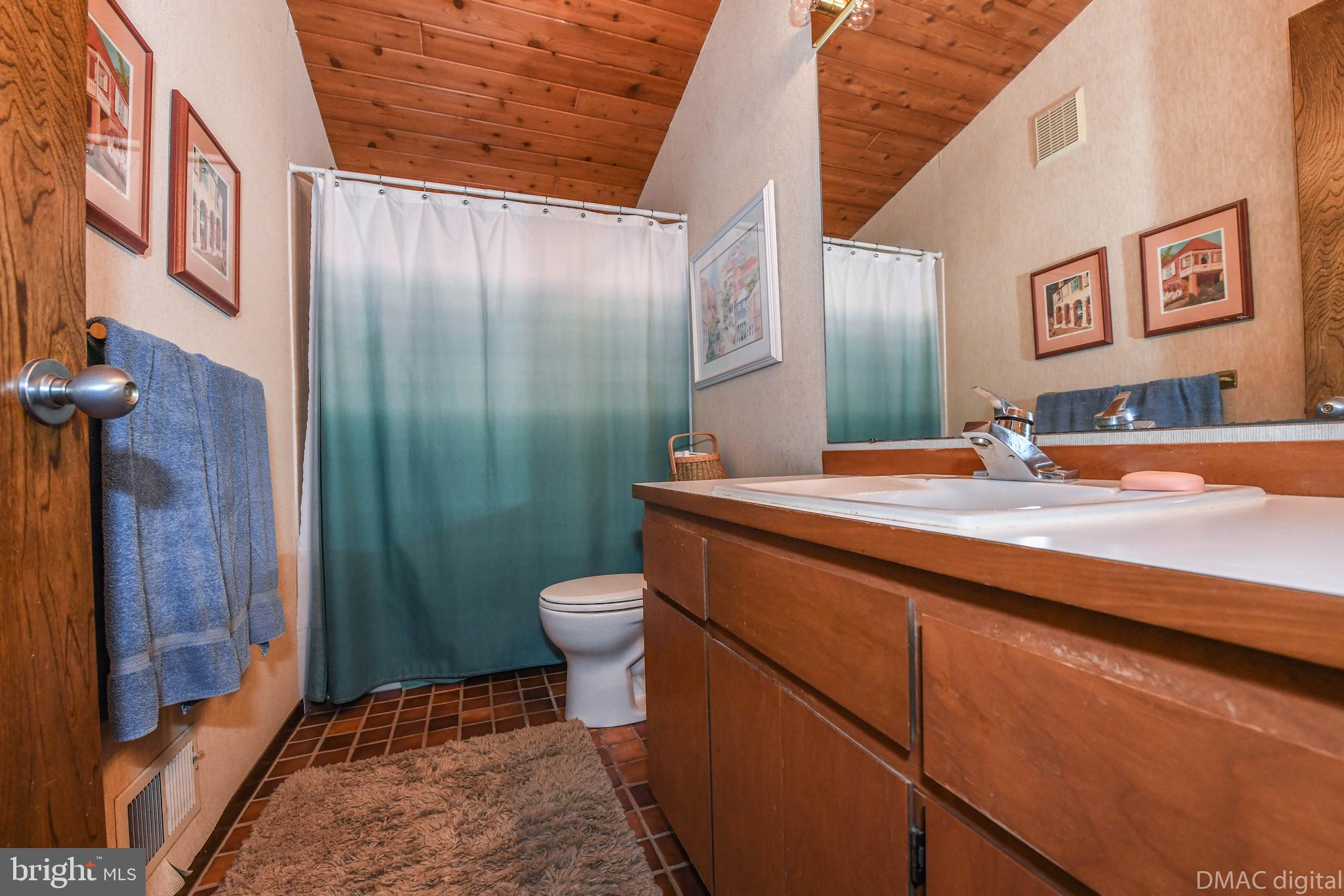 5429 Etzler Road Frederick, MD 21702 - Photo 24 of 61 Hall full bath