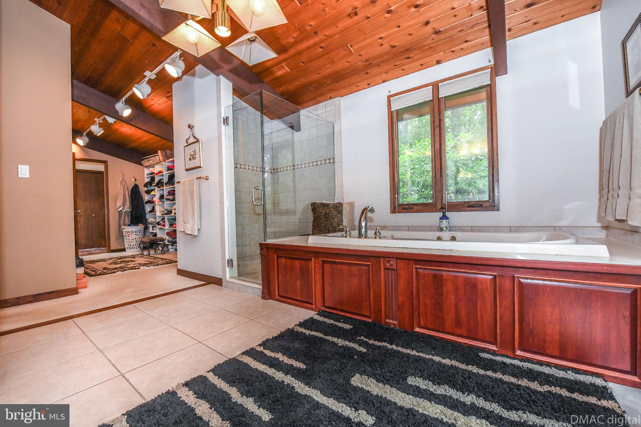 5429 Etzler Road Frederick, MD 21702 - Photo 30 of 61 master bath