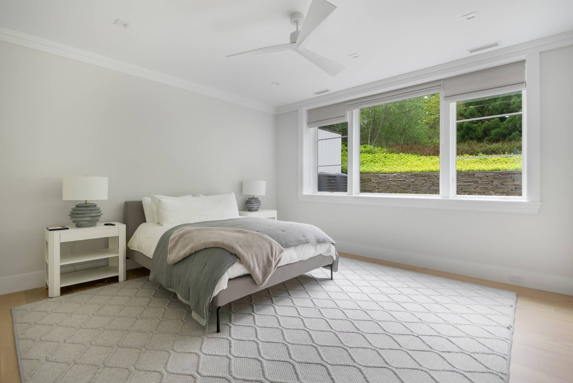 7 Ashwood Court Amagansett, NY 11930 - Photo 26 of 40
