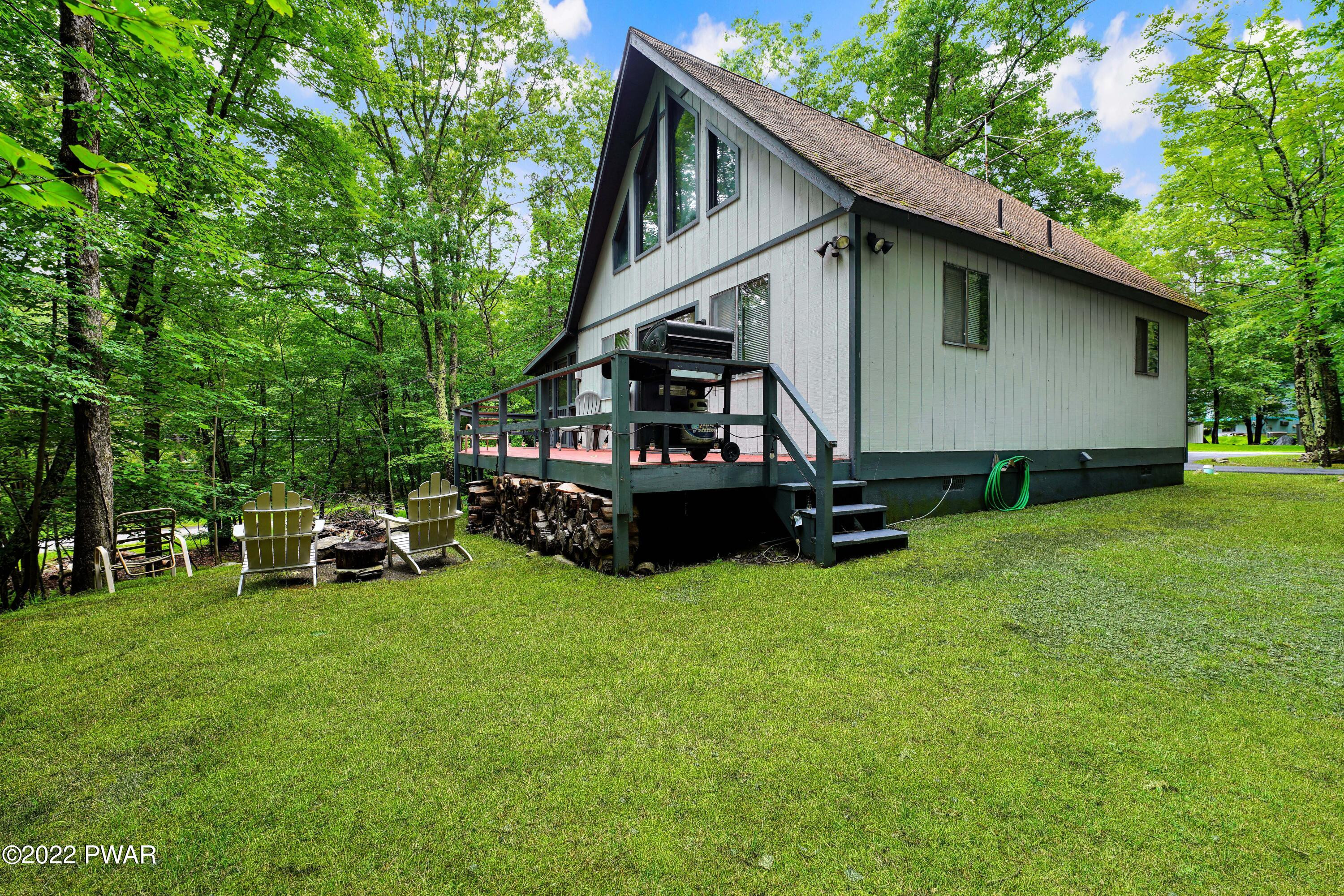 129 Cabin Road Milford, PA 18337 - Photo 6 of 32 DSC06380