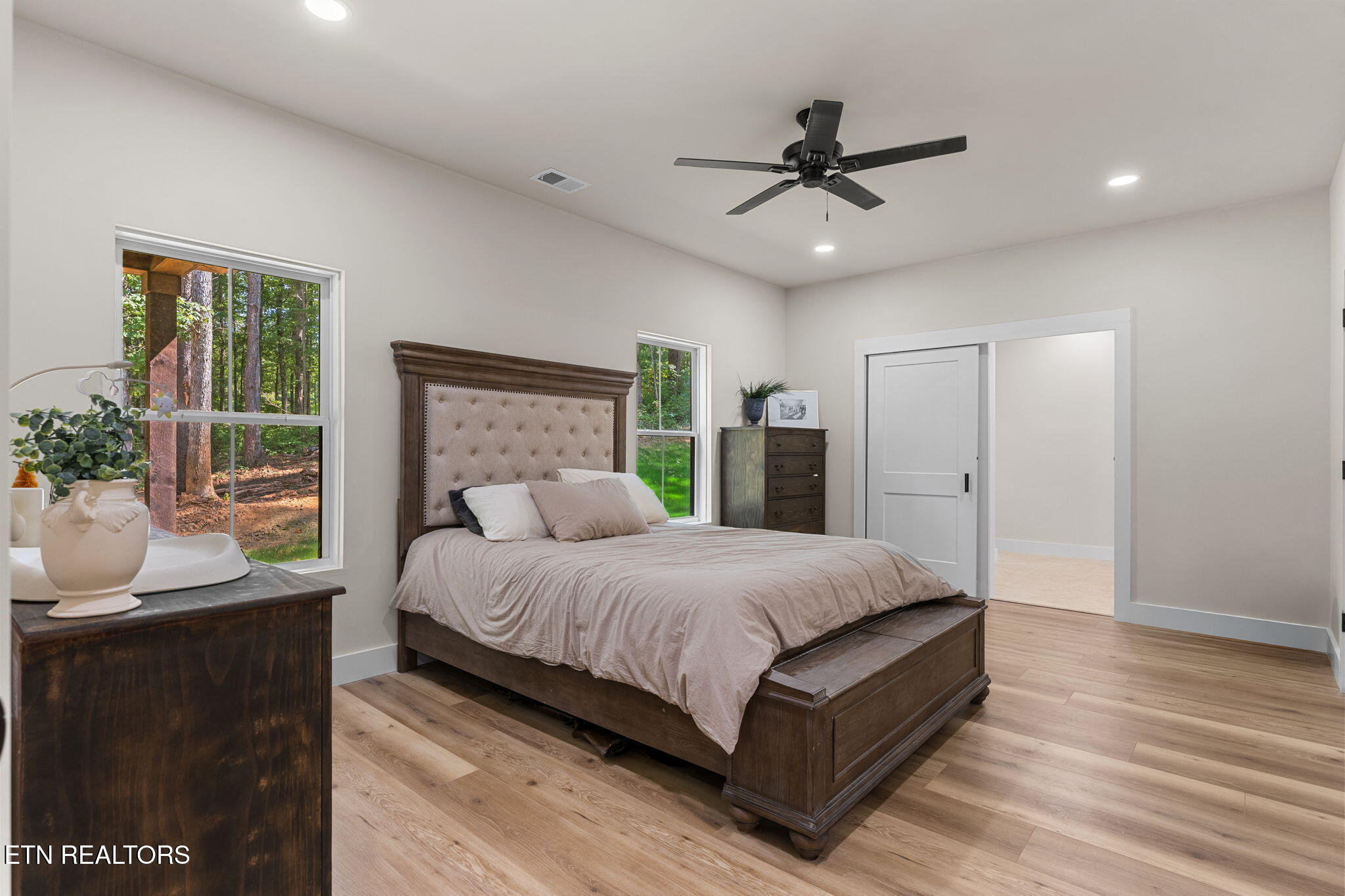 653 Briar Road Soddy-Daisy, TN 37379 - Photo 21 of 50 Owner's Suite